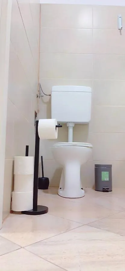 H Comfort Studio 3P Km Vídeň 0*,  Rakousko